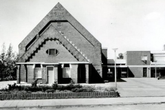 Kerk-nieuwe-banken